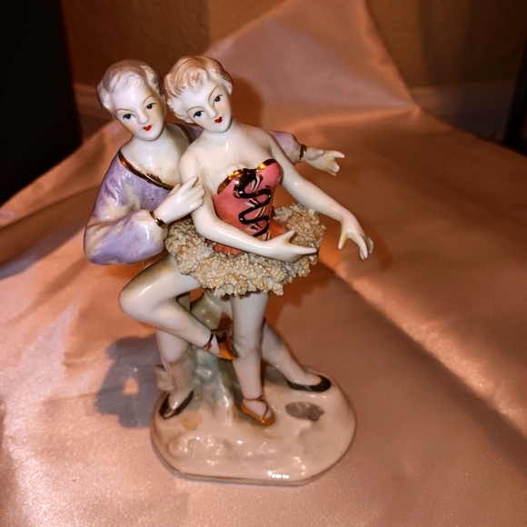 Victorian vintage bone China pas de deux - Picture 1 of 4